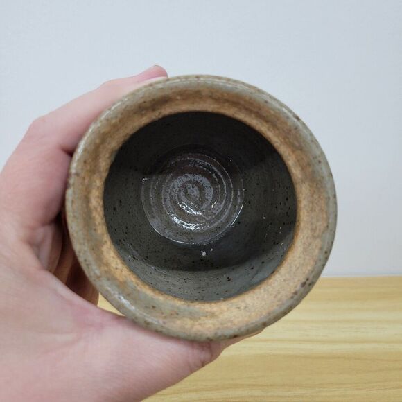 Plimoth 1620 Stoneware Honey Pot with Lid and Dipper – Historic Reproduction - Picture 10 of 12